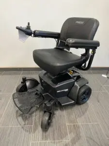 Compact power chair